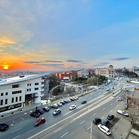 Mnm Lapusneanu Apartment Iasi Exterior photo