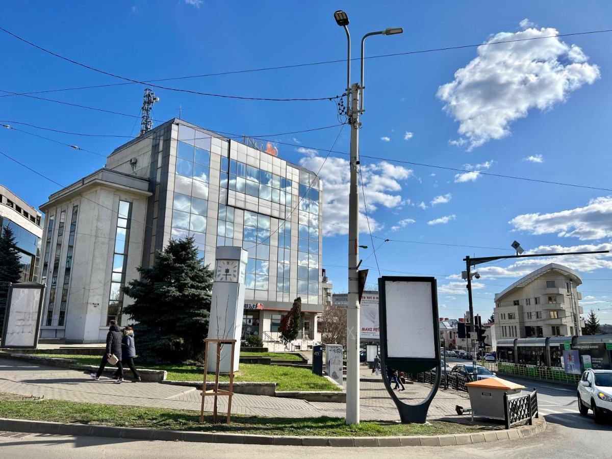 Mnm Lapusneanu Apartment Iasi Exterior photo